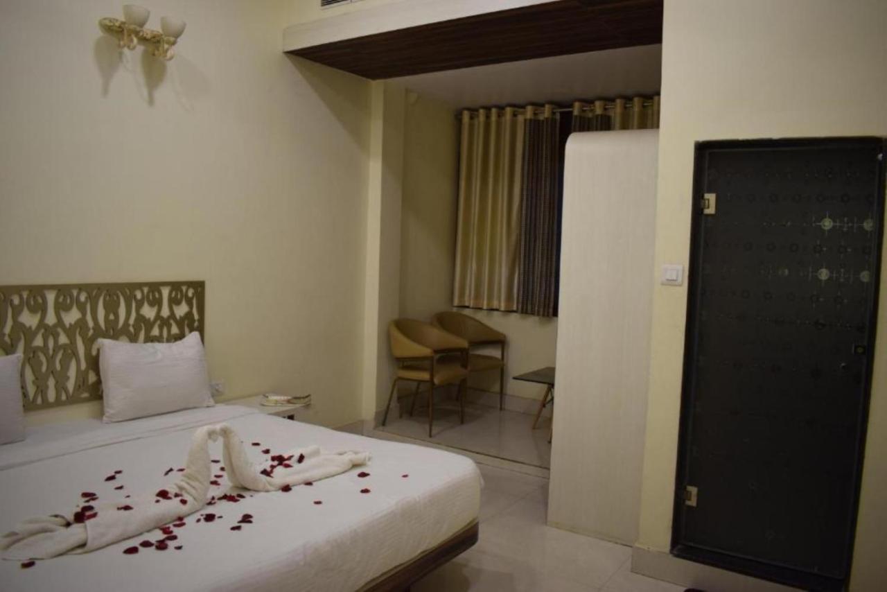 Hotel The Hills, Ambikāpur Екстериор снимка