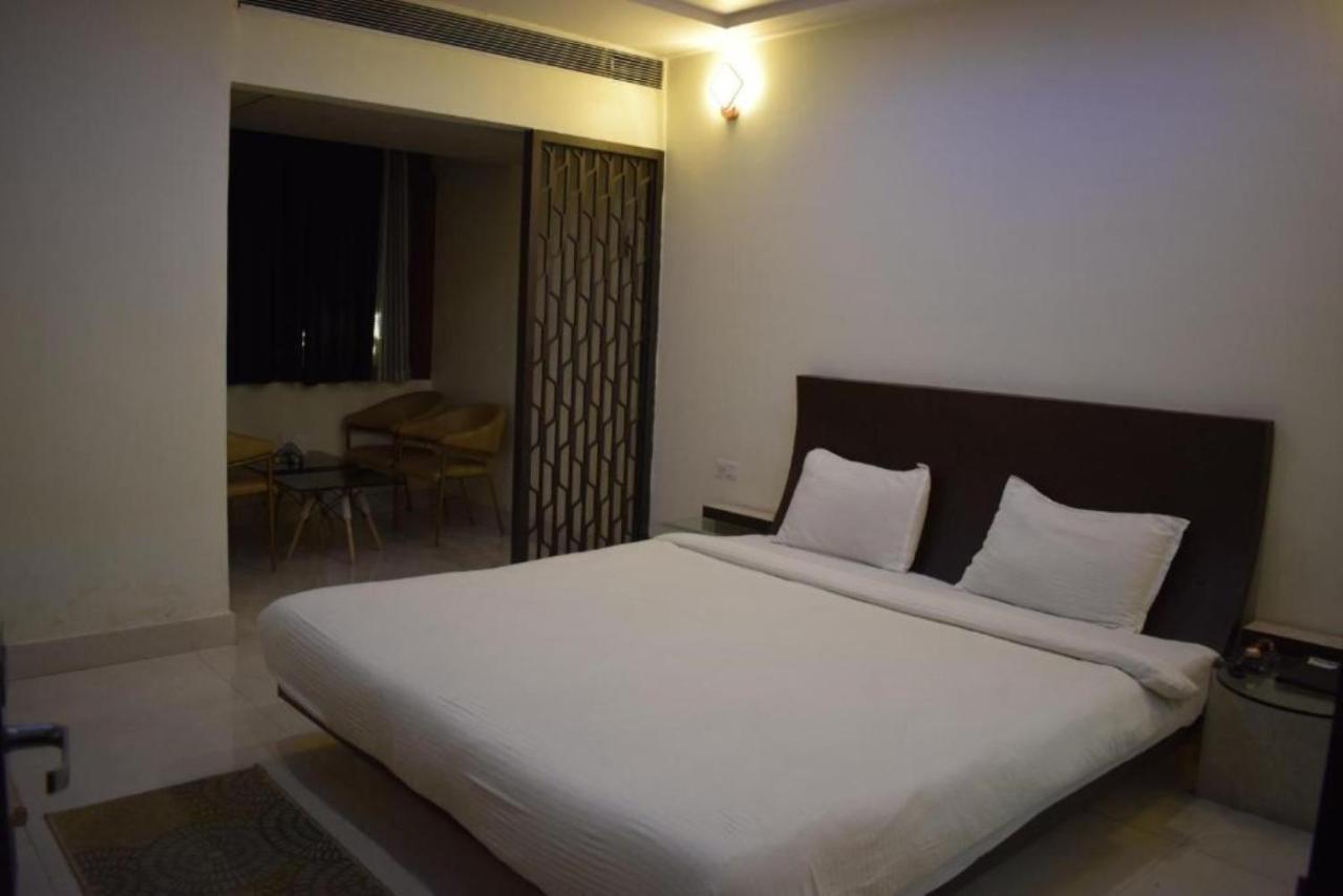 Hotel The Hills, Ambikāpur Екстериор снимка