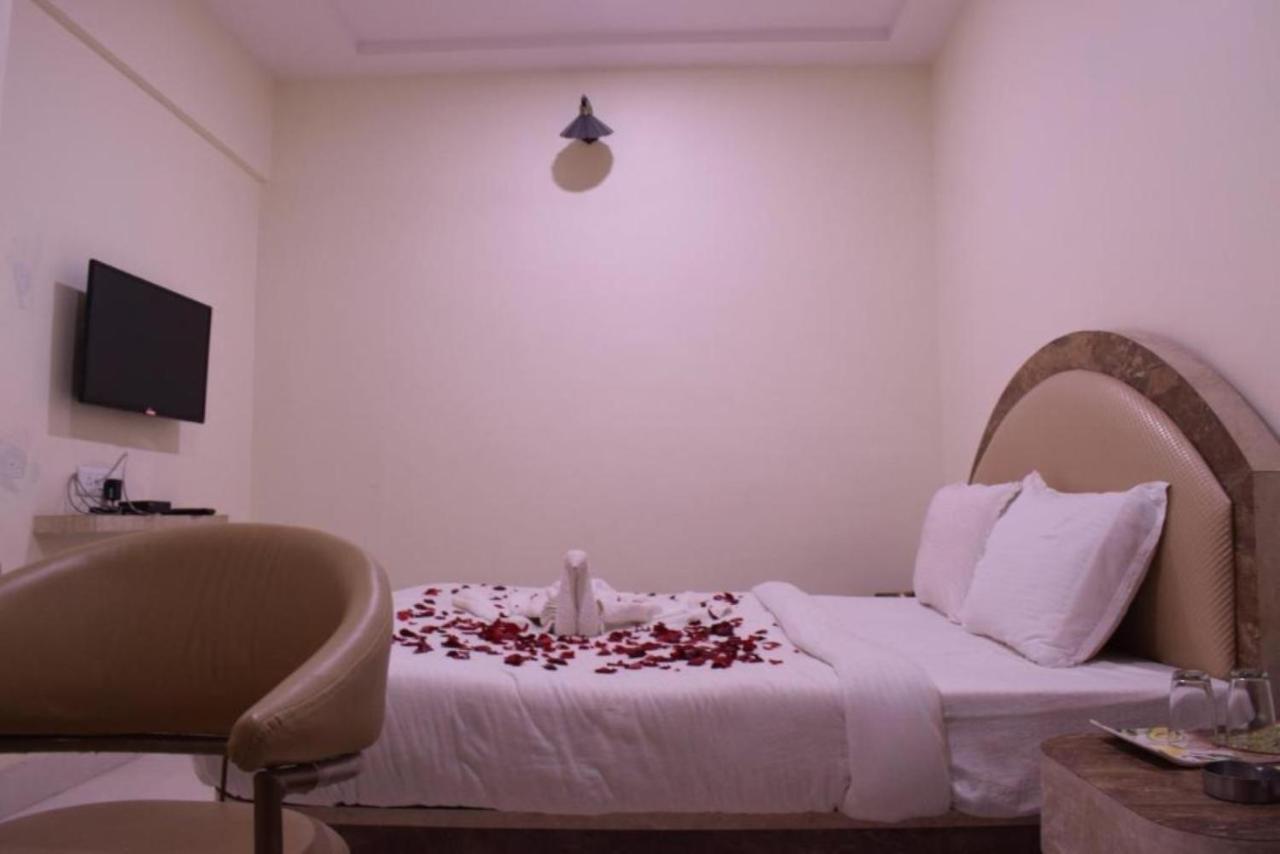 Hotel The Hills, Ambikāpur Екстериор снимка
