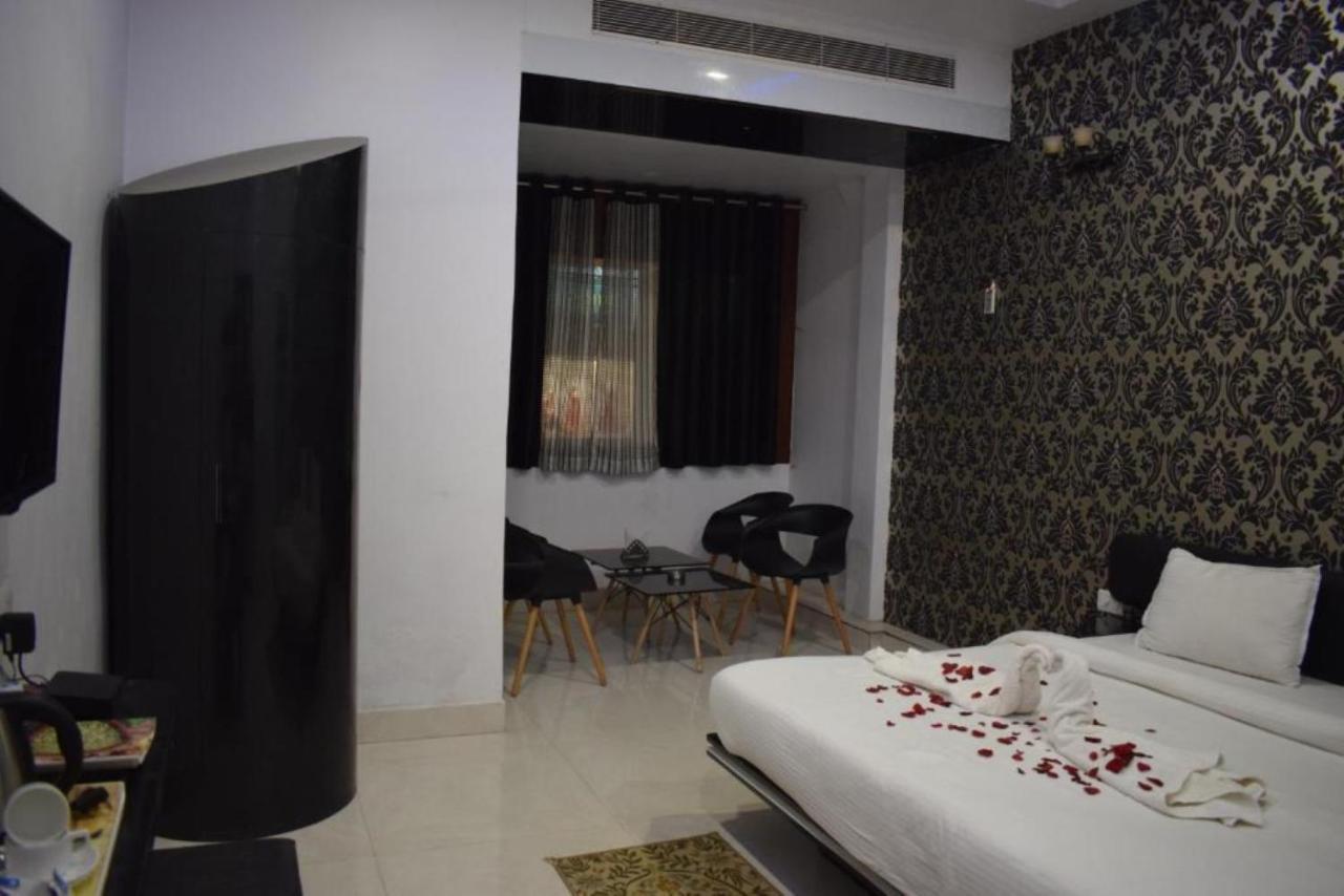 Hotel The Hills, Ambikāpur Екстериор снимка