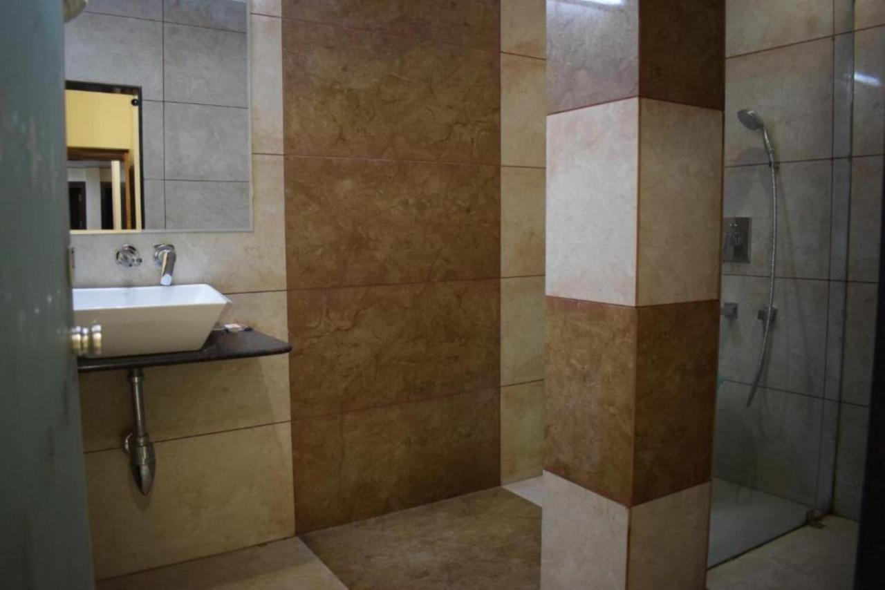Hotel The Hills, Ambikāpur Екстериор снимка